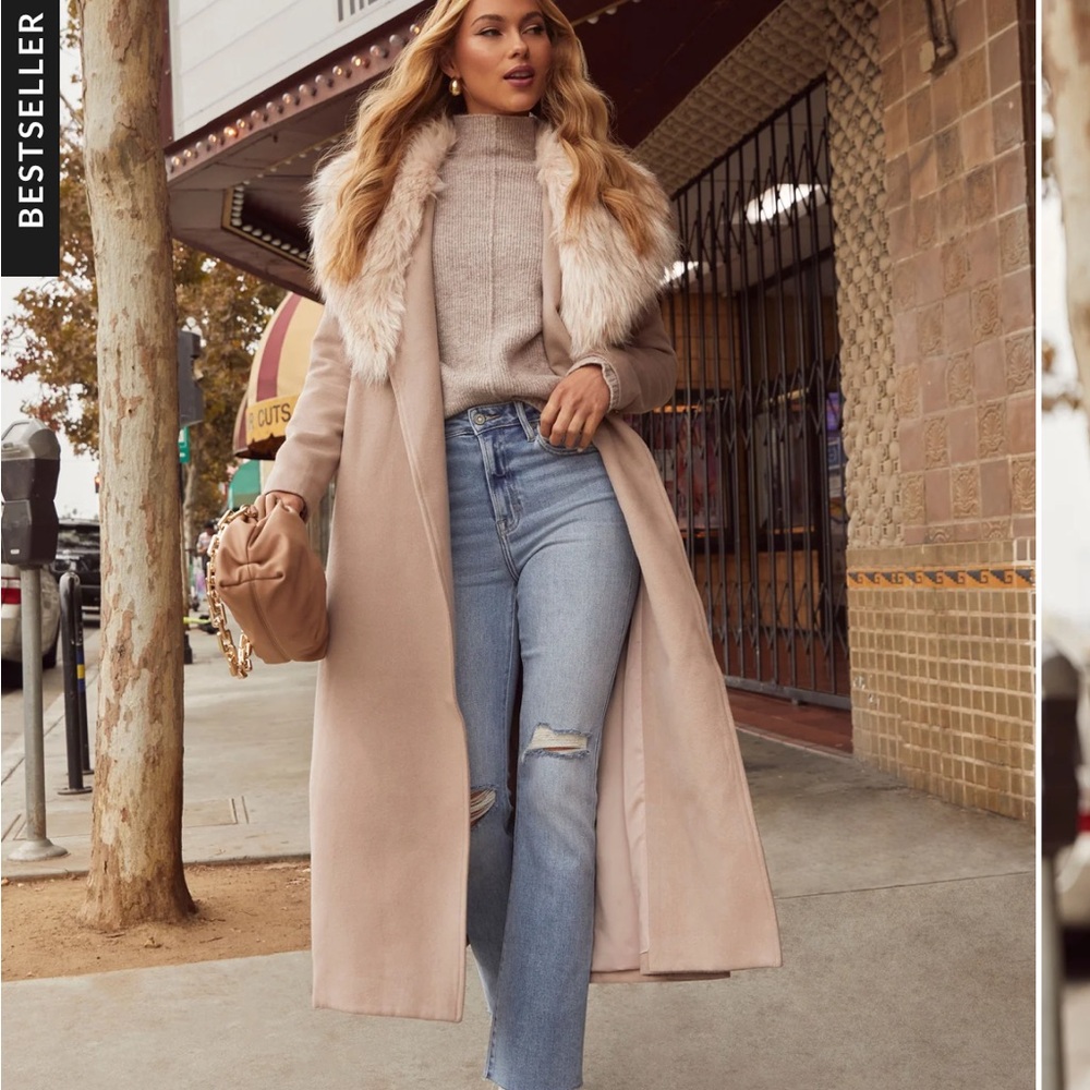 NWT faux fur pocketed coat